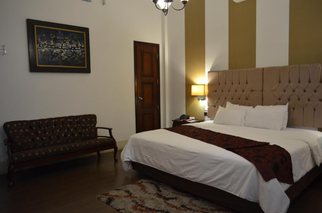 גוויאקיל Hotel Patrimonial By Greenfield מראה חיצוני תמונה