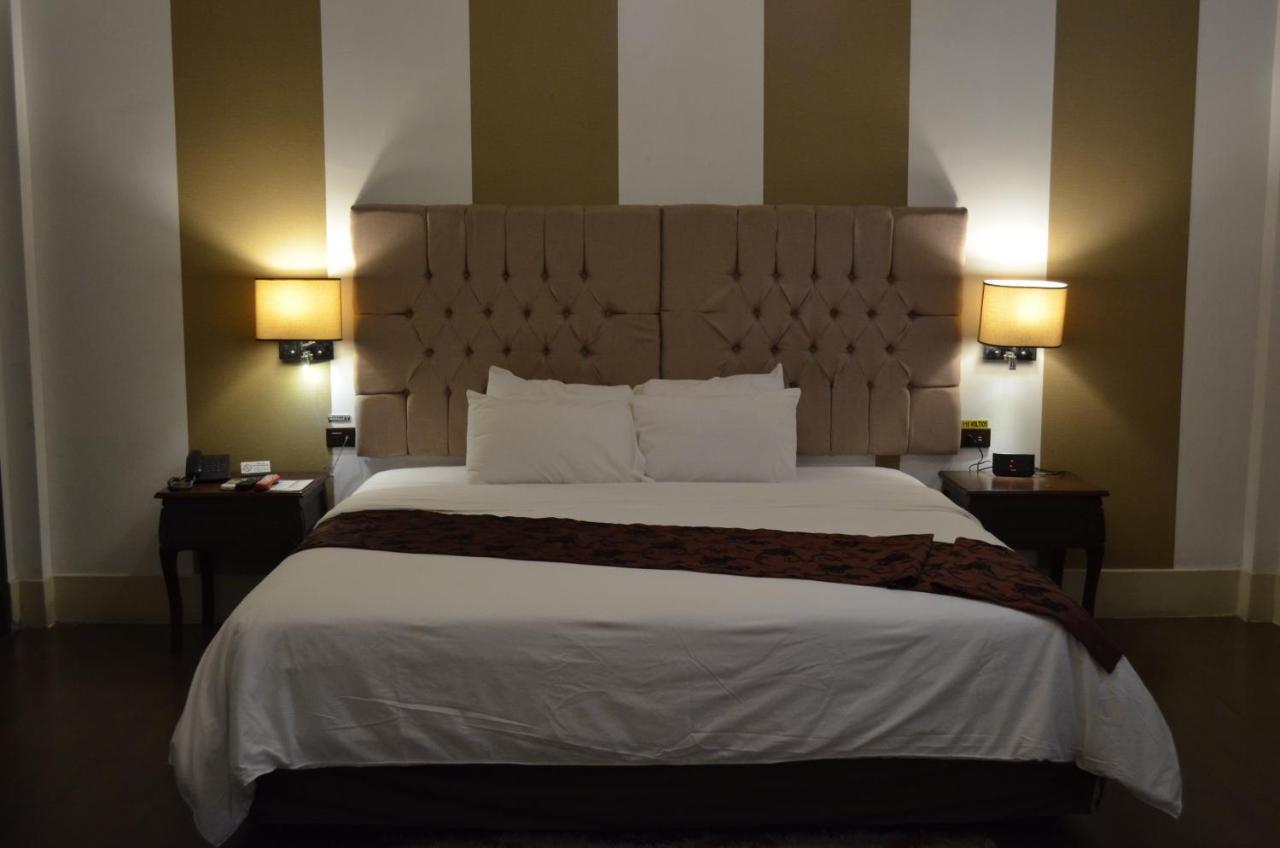 גוויאקיל Hotel Patrimonial By Greenfield מראה חיצוני תמונה
