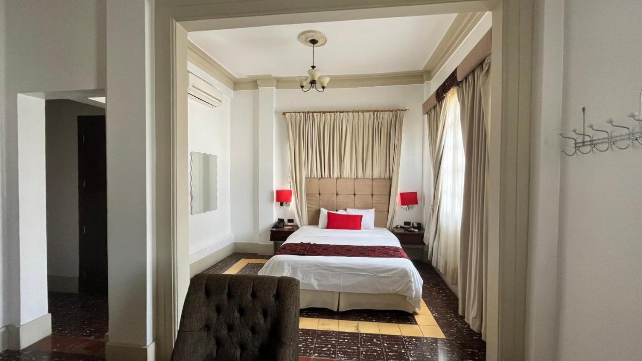 גוויאקיל Hotel Patrimonial By Greenfield מראה חיצוני תמונה
