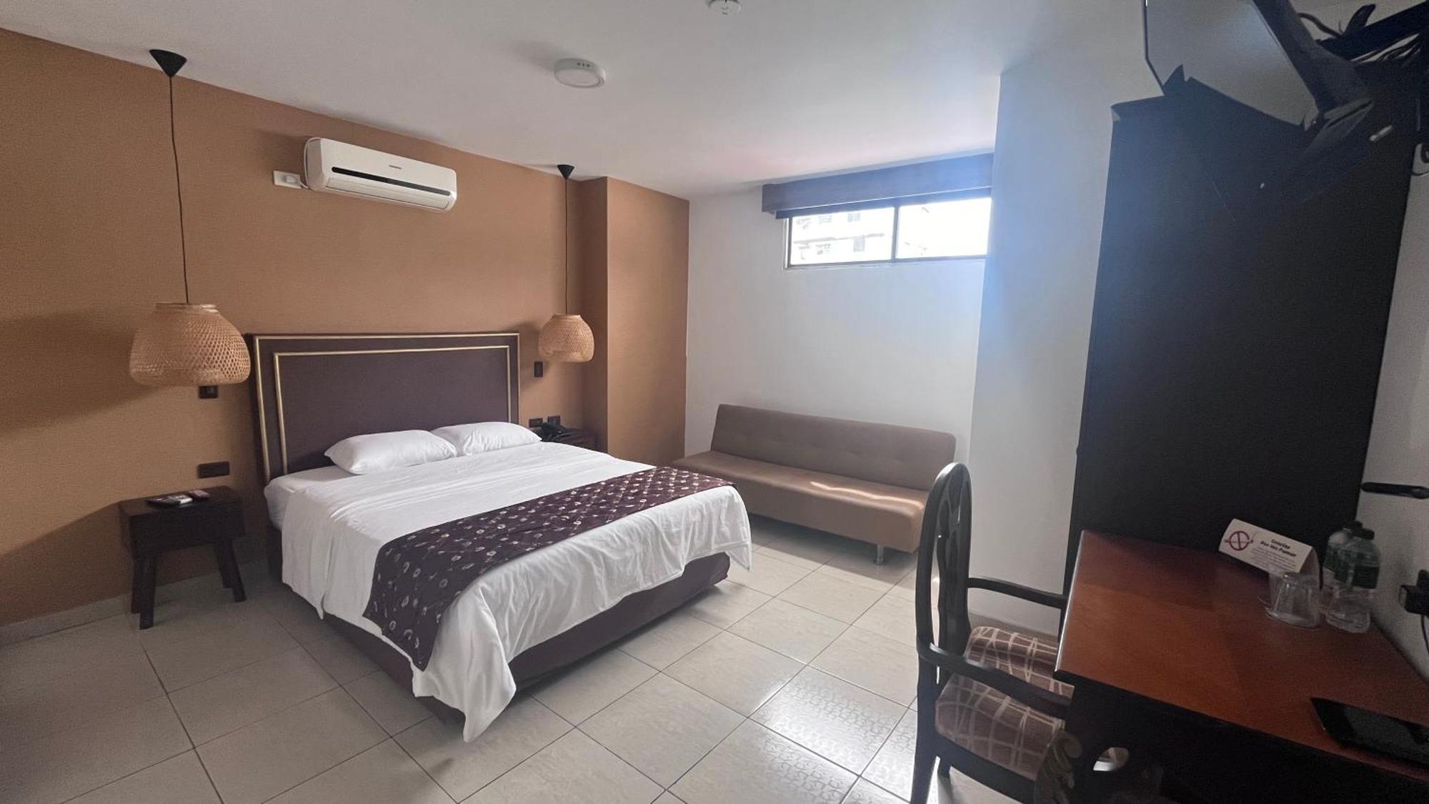 גוויאקיל Hotel Patrimonial By Greenfield מראה חיצוני תמונה