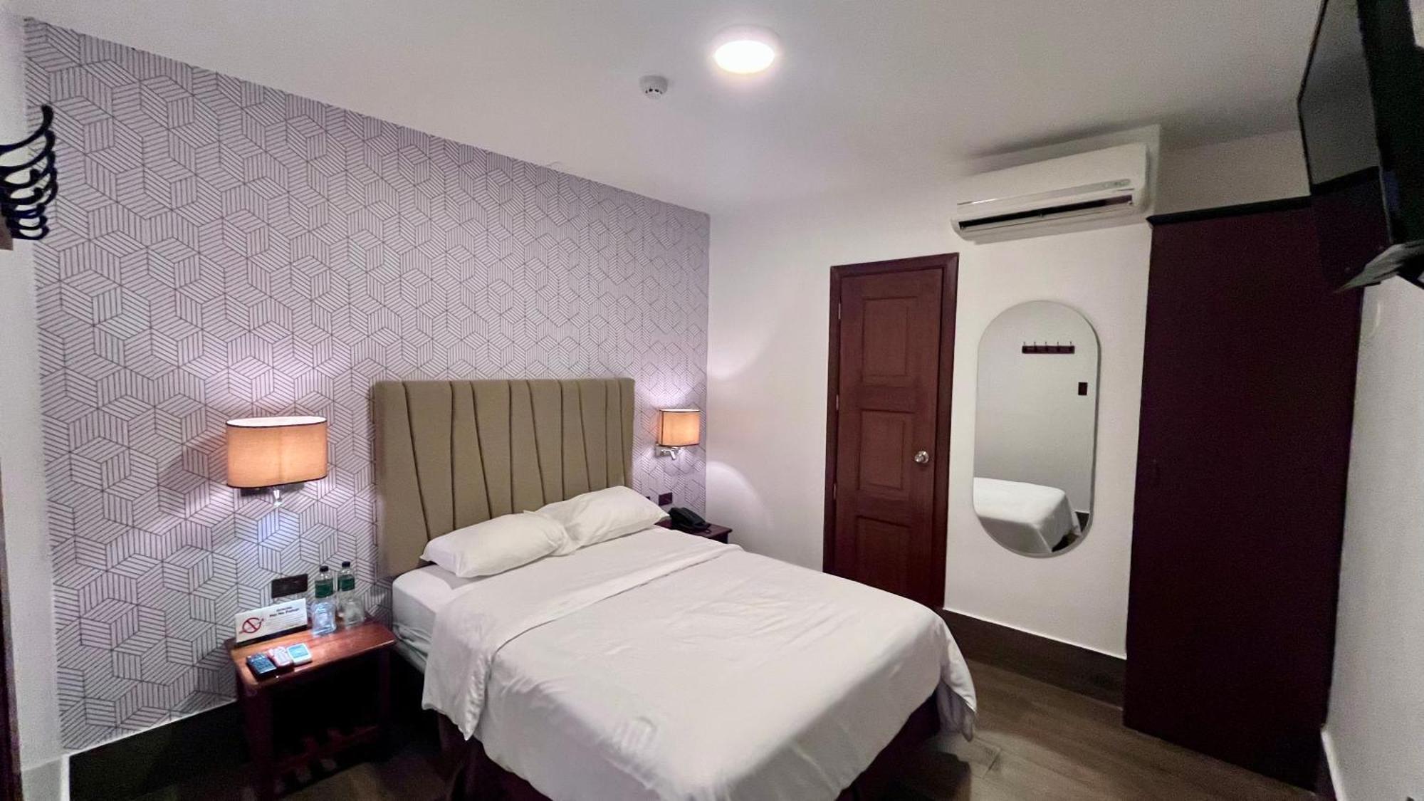 גוויאקיל Hotel Patrimonial By Greenfield מראה חיצוני תמונה